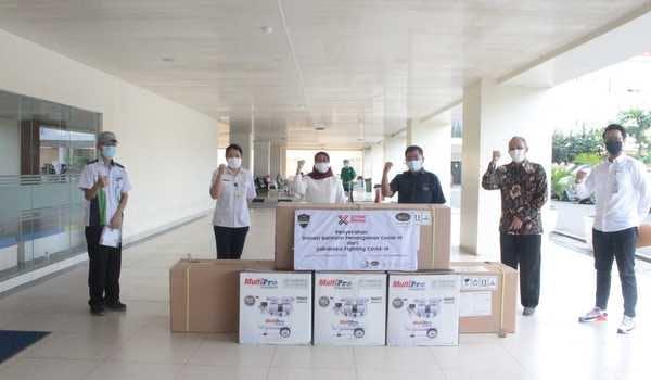Together with Jababeka and tenants to give 4 ventilator equipment to Bekasi hospital